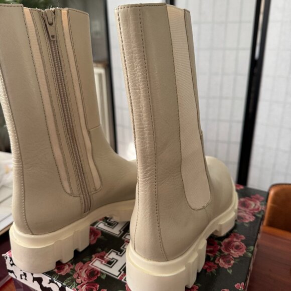 Free People Brooks Mid Calf Chelsea Boots Chalk Size 36 (US 6) - Picture 5 of 5